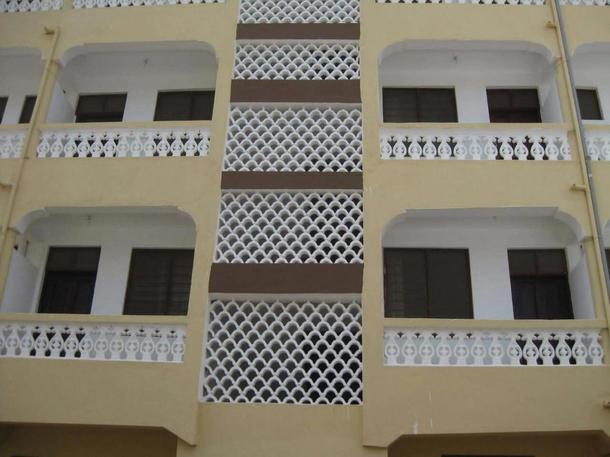 Golden Guest House- Miritini Mombasa Ngoại thất bức ảnh
